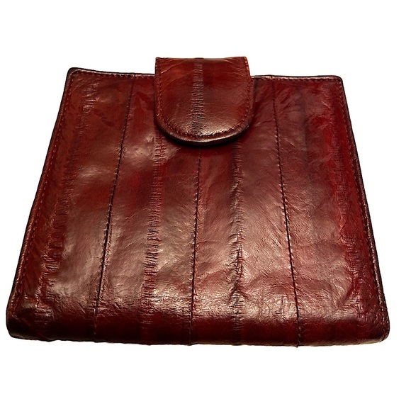Eel Handbags - Genuine Eel Red Rust with Gold Metal Twist Snap Closure Vintage Pocket Wallet.